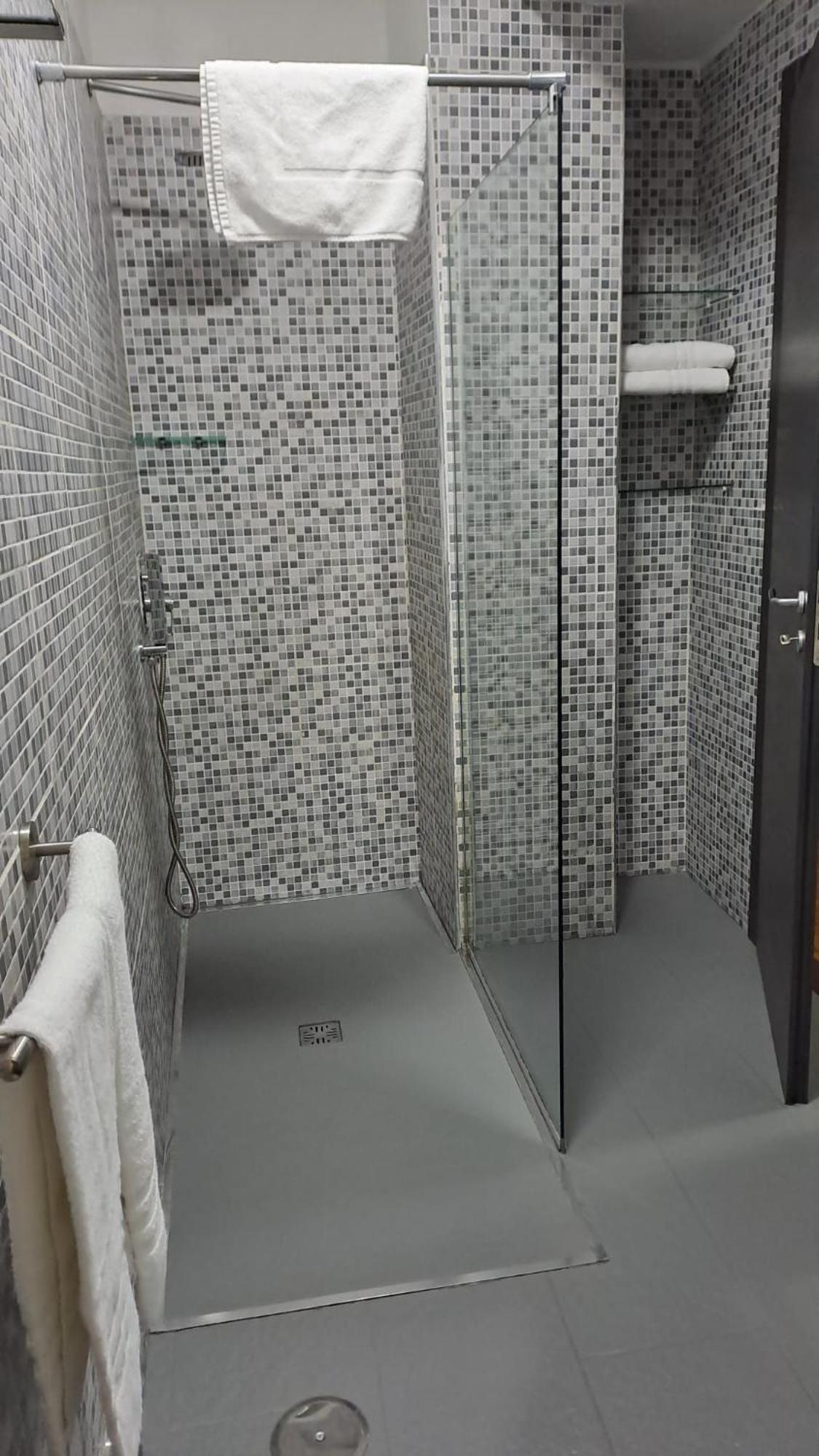 Royal Poerio Hotel Napoli Bagian luar foto